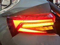 Lampa tył lewa na części. Uszdzony klosz Skoda Kodiaq I HB