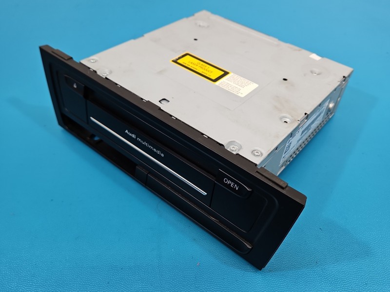 Radio fabryczne Audi A5 8T 8T1035664C radioodtwarzacz