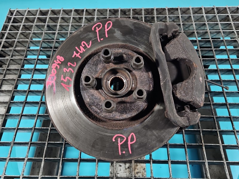 Zwrotnica prawa piasta przód 2.0 16V Peugeot 807