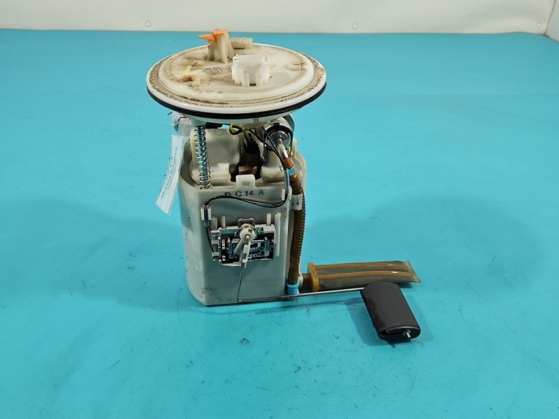 pompka Pompa paliwa Kia Ceed I 06- 1.4 16V 31110-1H000, 2000-C17940 Producent części: KIA, 5PIN, Uszkodzony króciec. pompka Pompa paliwa Kia Ceed I 06- 1.4 16V 31110-1H000, 2000-C17940 Producent części: KIA, 5PIN, Uszkodzony króciec.