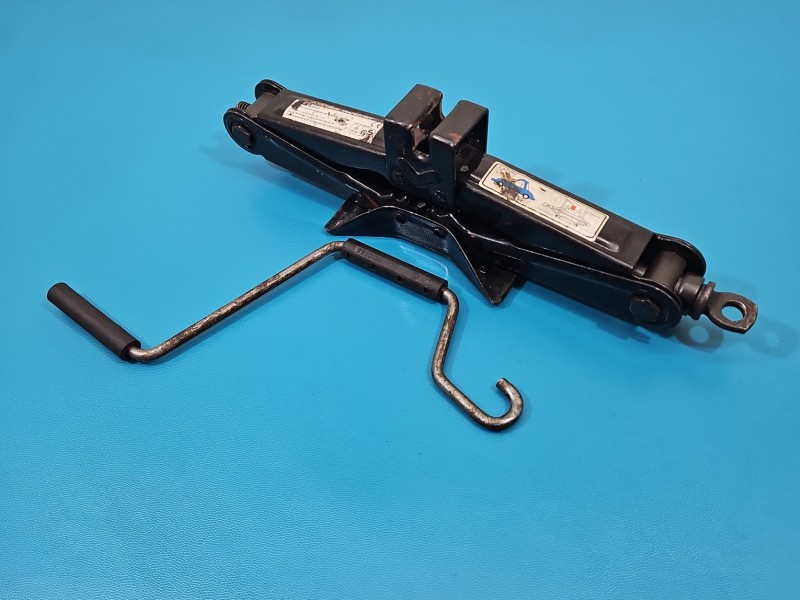 lewarek Podnośnik samochodowy trapezowy Ford Mondeo Mk3