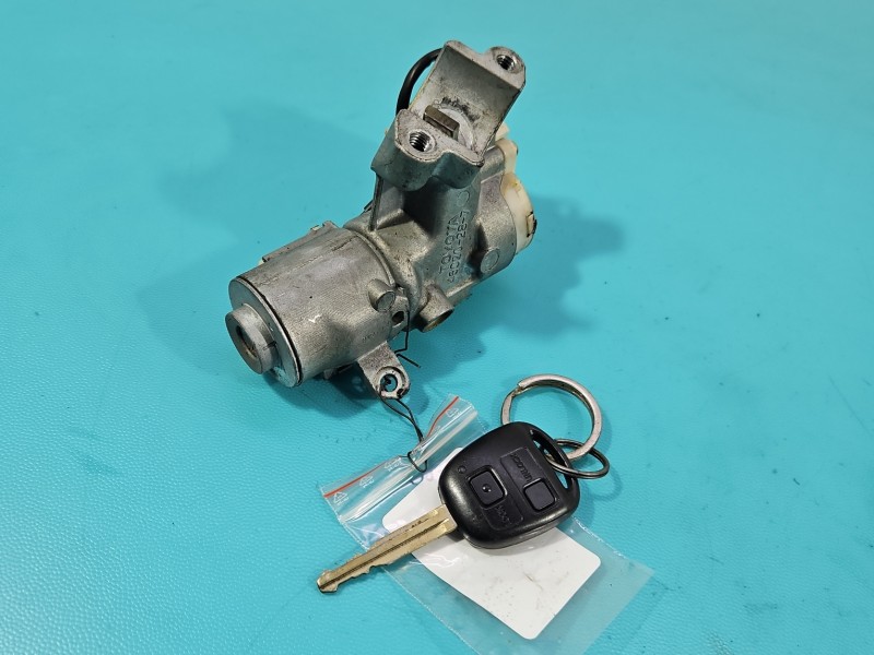 Stacyjka KLUCZYK WKŁADKA Toyota Avensis Verso 45020-28-7