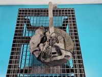 Zwrotnica lewa piasta przód 3.5 V6 Mercedes W221