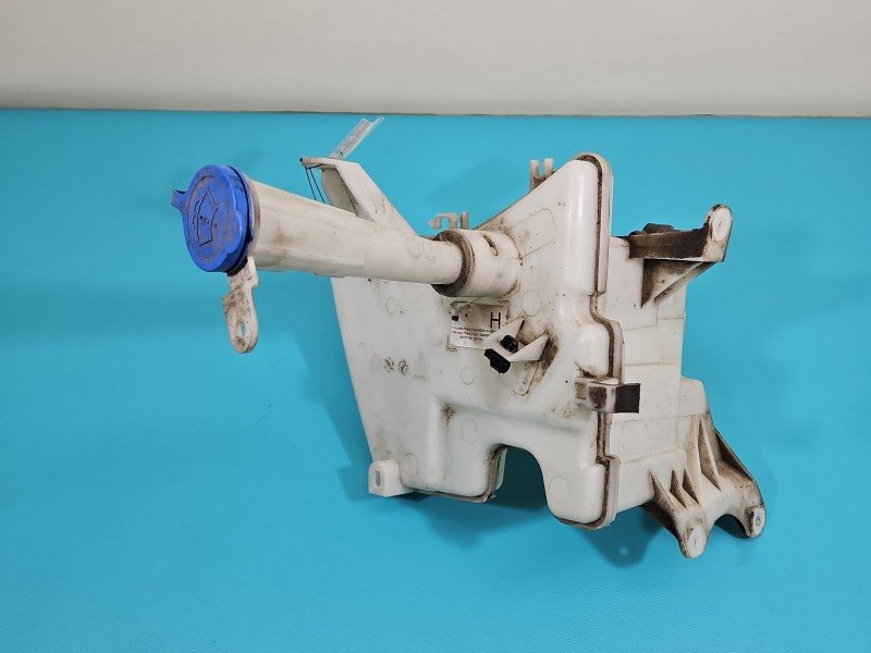 Zbiornik Zbiorniczek płynu spryskiwacza Toyota Auris II