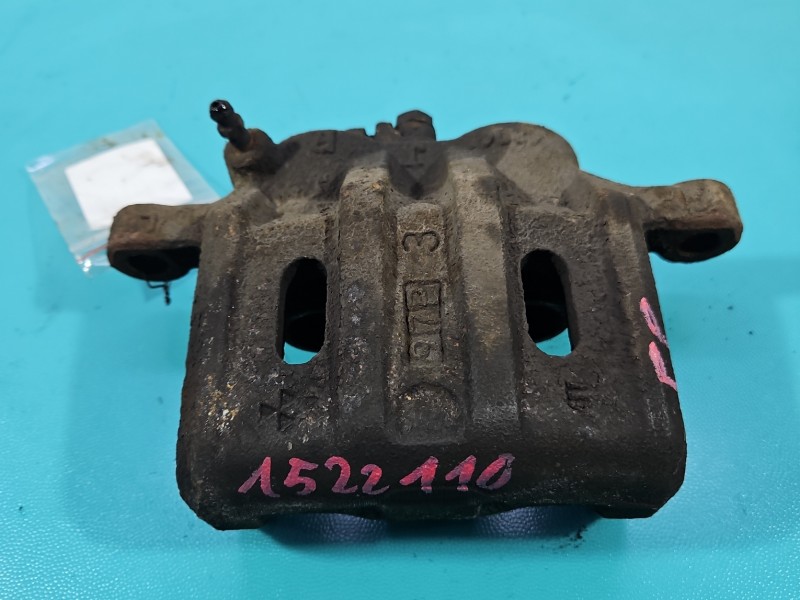 Zacisk przód prawy Mitsubishi Outlander II 2.0 DI-D (BSY)