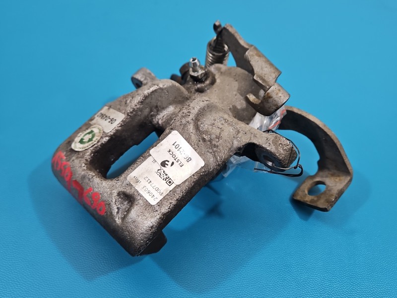 Zacisk tył lewy Toyota Auris I 2.0 D4D HB