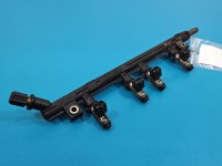 Wtryskiwacz listwa wtryskowa Fiat Grande Punto 1.4 8V 77KM