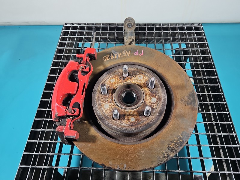 Zwrotnica prawa piasta przód 3.0 CRD Jeep Grand Cherokee IV WK2