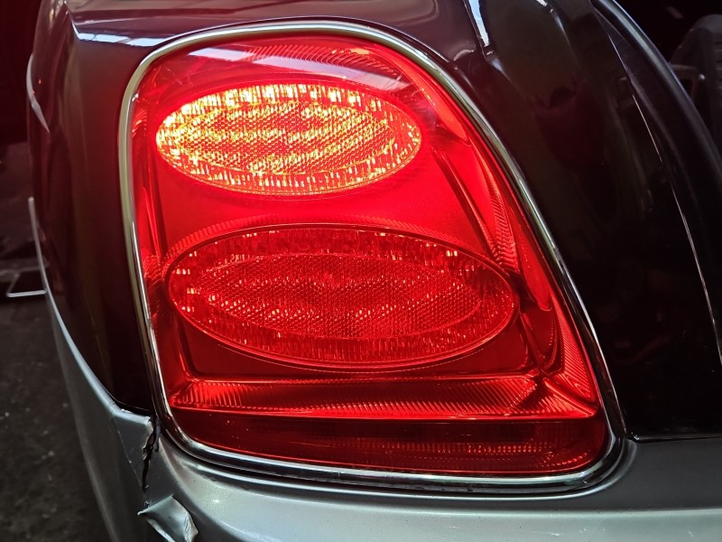 Lampa tył lewa błotnika Bentley Continental I 05-13 sedan EUROPA 3W5945095G