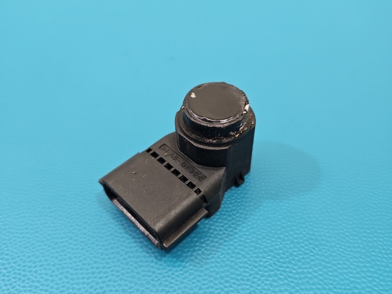 Czujnik parkowania PDC Hyundai I40 95720-3Z000 Ub6