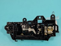 Klamka przód prawa zewnętrzna Audi A4 B9 8W02837812A, 8W0927754