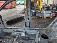 Próg prawy SŁUPEK ŚRODKOWY B Vw Jetta VI sedan 4d czarny LC9X