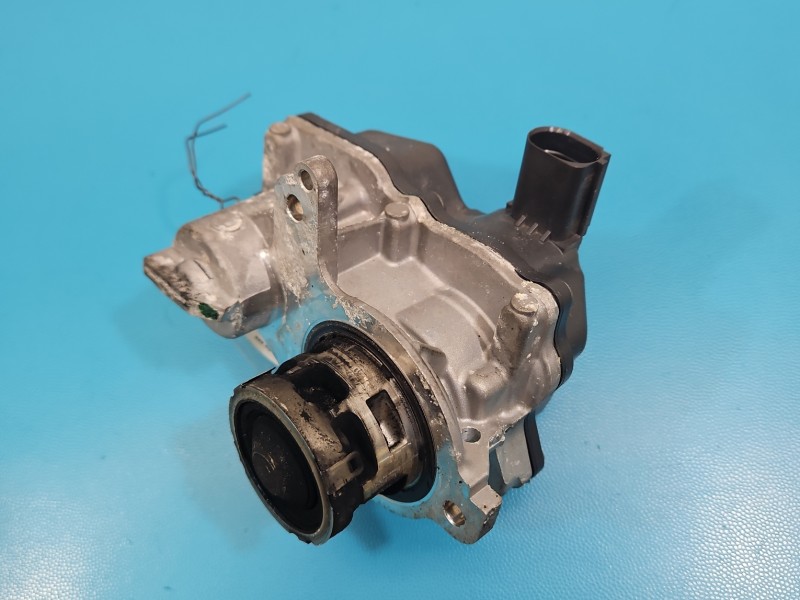 Zawór egr Skoda Superb IV 05L131501M 2.0 TDI (DXPA) Diesel, Europejska