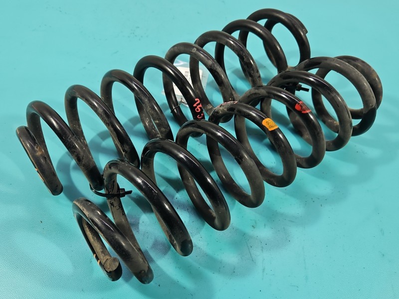 Sprężyny tył komplet Toyota Rav4 V