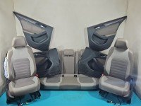Fotele komplet kanapa Vw Jetta VI