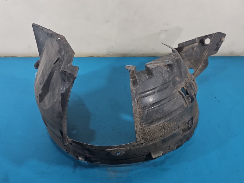 Nadkole przód prawe Nissan Qashqai I J10 06-13 63840EY10A