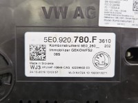 Licznik Skoda Octavia III 1.5 TSI 5E0920780F EUROPA