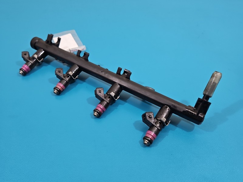 Wtryskiwacz Renault Megane II H132259 1.6 16V