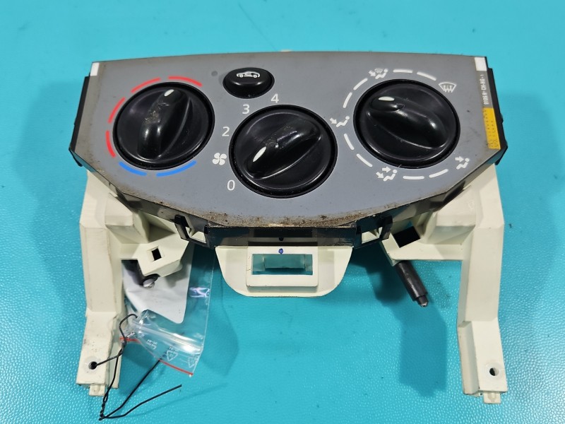 Konsola panel nawiewu Renault Trafic II N108576R