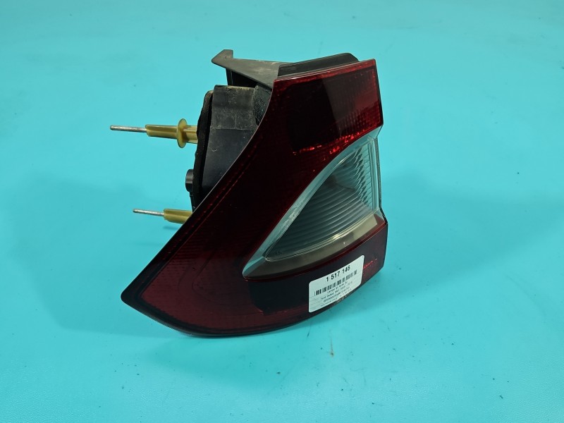 Lampa tył lewa Producent części: FORD, Z BŁOTNIKA Delikatnie przypalone od żarówki Ford Galaxy Mk2 06-15 inny