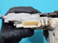 Zamek przód prawy 8J1837016C AUDI A6 C7 EUROPA Producent części: Audi, 6pin