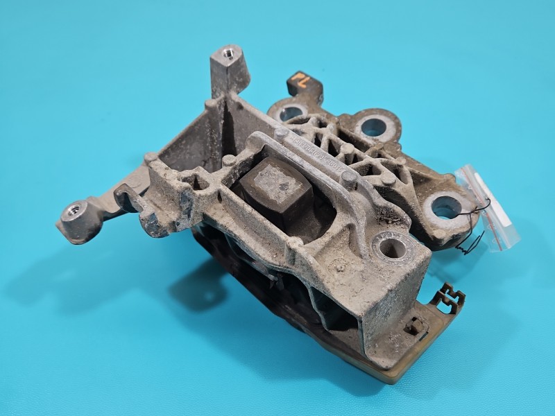 Łapa skrzyni biegów Opel Astra V K 39215290 1.5 cdti