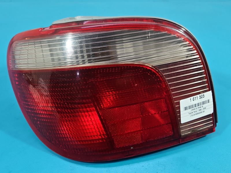 Lampa tył lewa błotnika Toyota Yaris I HB EUROPA