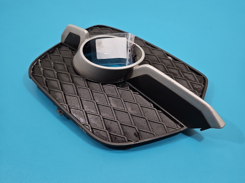 Zaślepka kratka zderzaka prawa atrapa BMW X6 E71 7188384