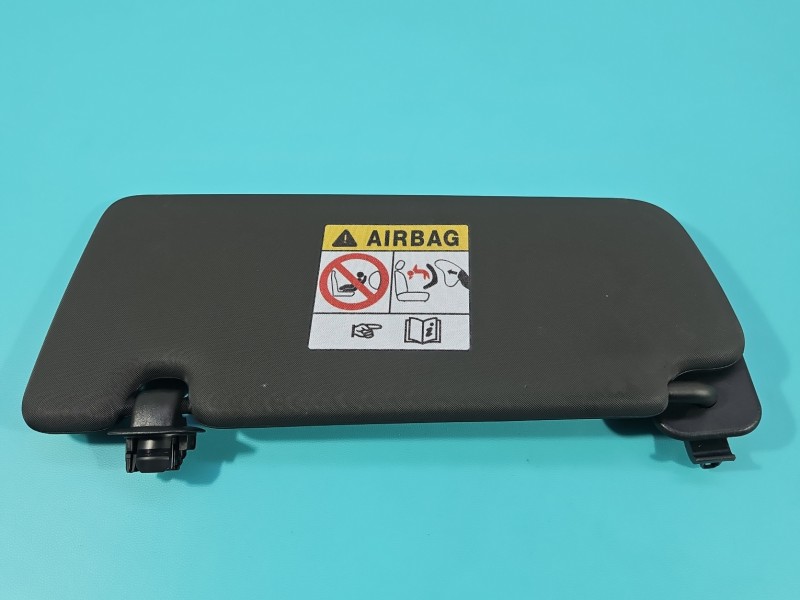 Przesłonka prawa Dacia Duster III 24- DASZEK osłona przeciwsłoneczna