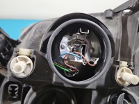 Reflektor prawy lampa przód Opel Meriva A EUROPA