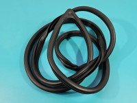 Uszczelka drzwi przód prawa Kia Niro I 16-22