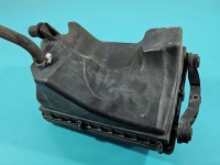 Obudowa filtra powietrza Opel Zafira B 55557127 1.9 CDTI