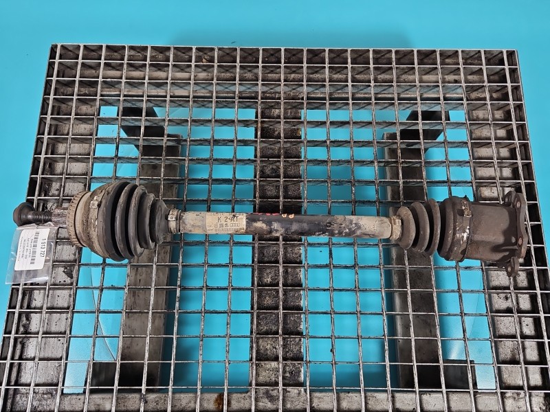 Półoś przód prawa Audi A4 B7 2.0 tdi (BRE) manual