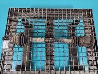 Półoś przód prawa Audi A4 B7 2.0 tdi (BRE) manual