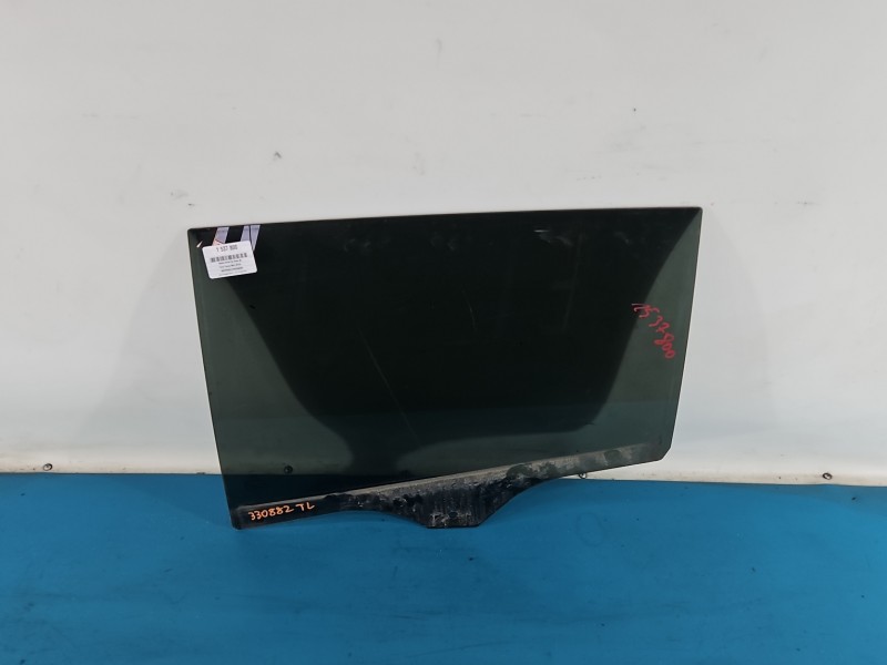 Szyba drzwi tył lewa Ford Focus Mk4 kombi