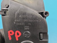 Klamka wewnętrzna przód prawa Seat Ateca 5F1837114A