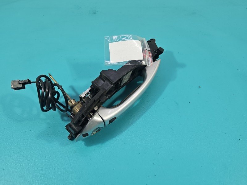 Klamka przód lewa zewnętrzna Mercedes CLS C219 W219