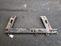 WÓZEK KOŁYSKA TRAWERS Sanki Belka silnika Renault Clio IV 12-20 0.9 Tce (H4BA400)