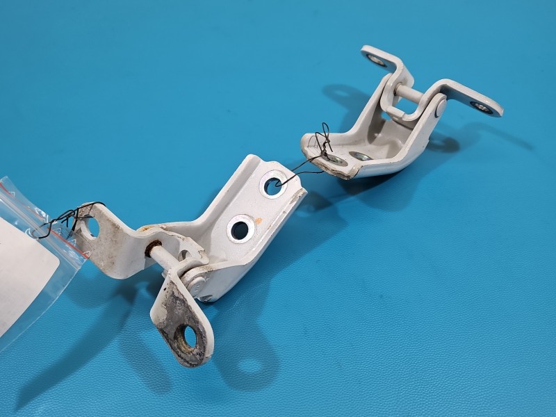 Zawias drzwi przód prawy Kia Stinger