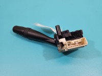 Przełącznik kierunkowskazów świateł Suzuki Swift Mk6 173744