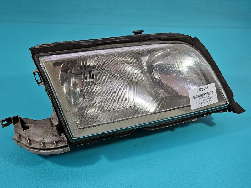 Reflektor prawy lampa przód Mercedes W202 EUROPA Reflektor prawy lampa przód Mercedes W202 EUROPA
