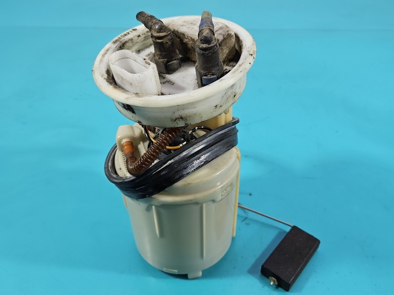 pompka Pompa paliwa Seat Cordoba I 1.6 WIEL 6N0919051N Producent części: Seat, Benzyna, 4PIN