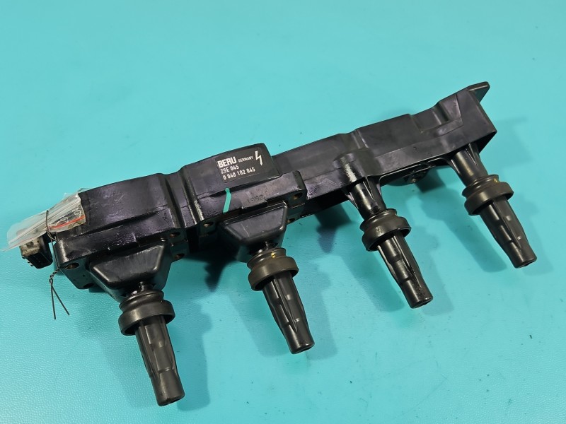 Cewka zapłonowa Peugeot 307 0040102045 1.6 16V Peugeot, Europejska, BERU