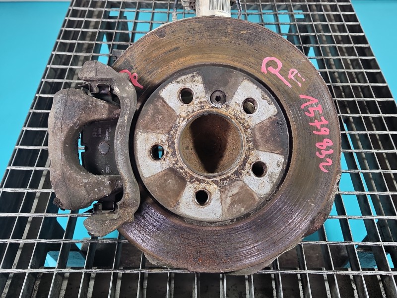 Zwrotnica prawa piasta przód 0.0 elektryczny Bmw i3