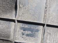 Chlapacz Toyota Auris II 52592-02200 1.8 hybryda