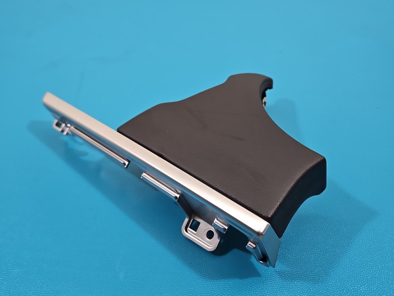 Osłona ZAŚLEPKA PLASTIK Kia Stinger 84760J5100