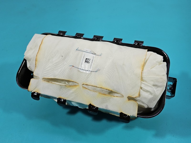 Poduszka powietrzna pasażera airbag Ford Fusion USA 12-20 FS73-54044A74-BA
