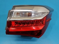 Lampa tył prawa Toyota Corolla E16 E18 13- sedan EUROPA