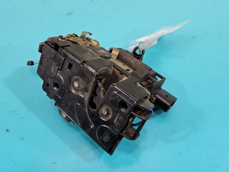 Zamek przód lewy C6X1837013H Vw Lupo EUROPA Volkswagen, 8 pin
