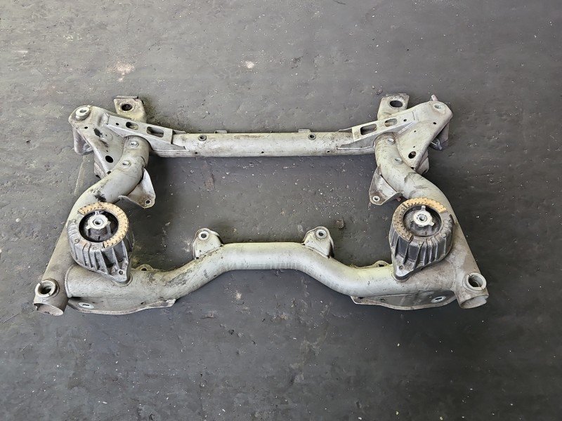 Sanki Belka silnika Mercedes W212 2,2.0 cdi (651924)